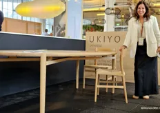 Emily van de Plas laat het nieuwste ontwerp van ØDe Design zien: Ukiyo.